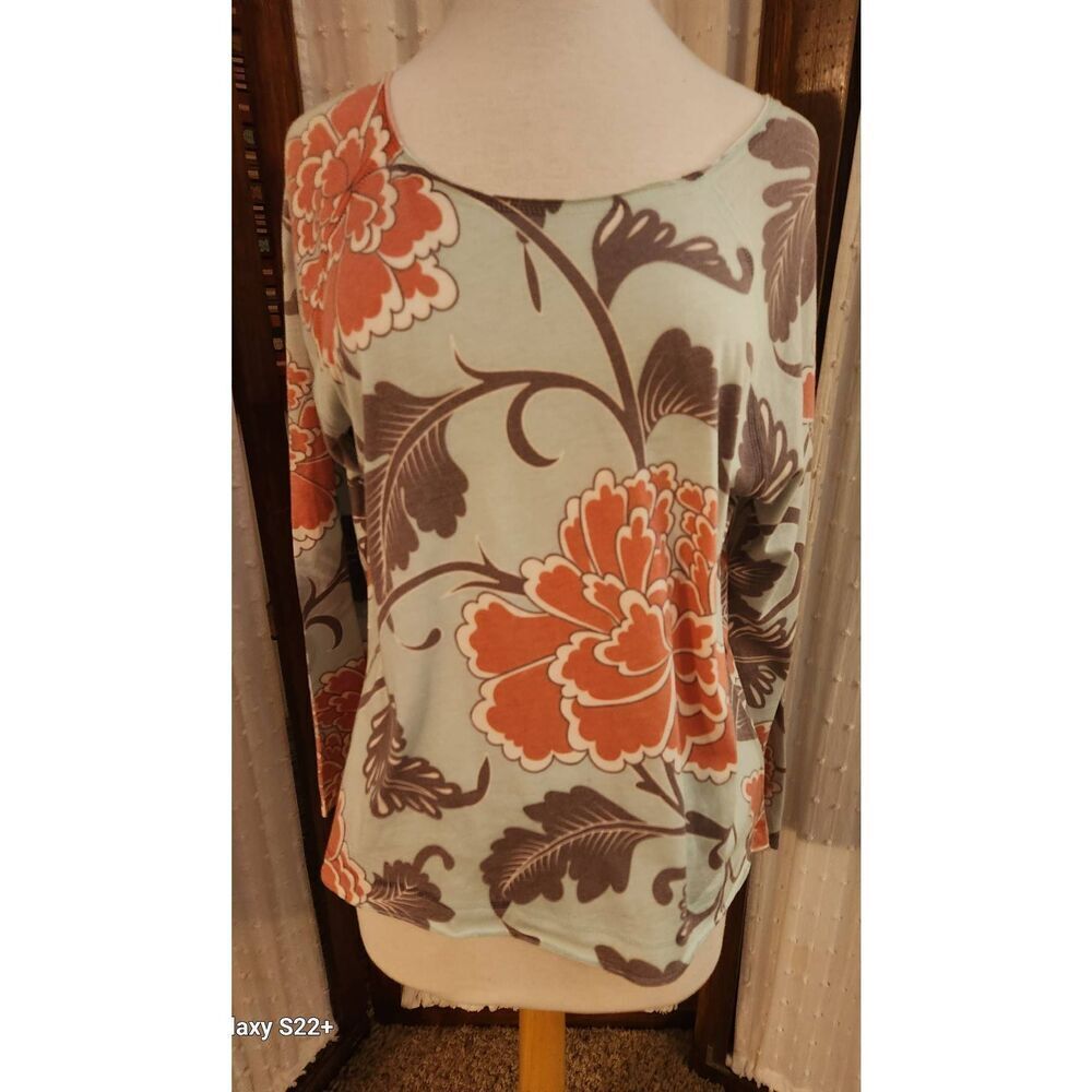 F87 Penny Lane Green w/orange & brown floral pattern knit tunic long sleeves